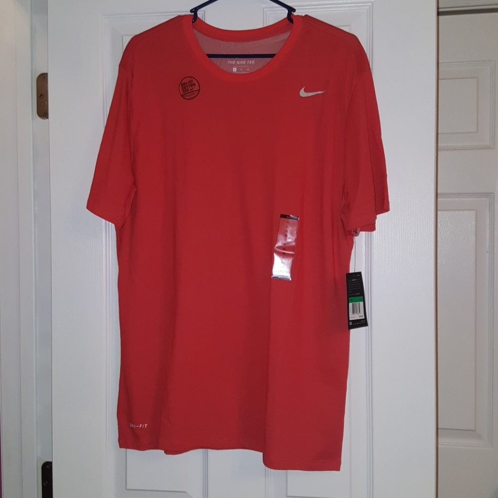NWT men's nike